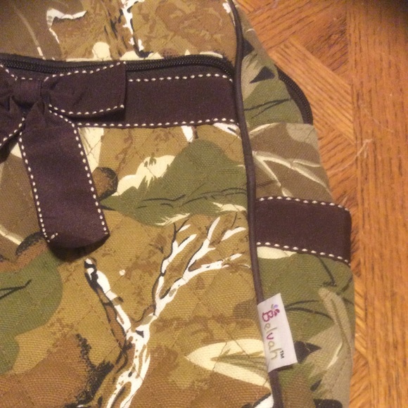 Belvah camoflauge quilted back pack - Picture 9 of 12